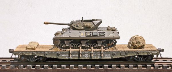 US Army M10 Tank Destroyer on 42′ Flat Car USAX 23524(AV14.1.OS-OSFC3.2USA)_Operates on 2-Rail “O”Scale track • Available Today • (CTN 37)